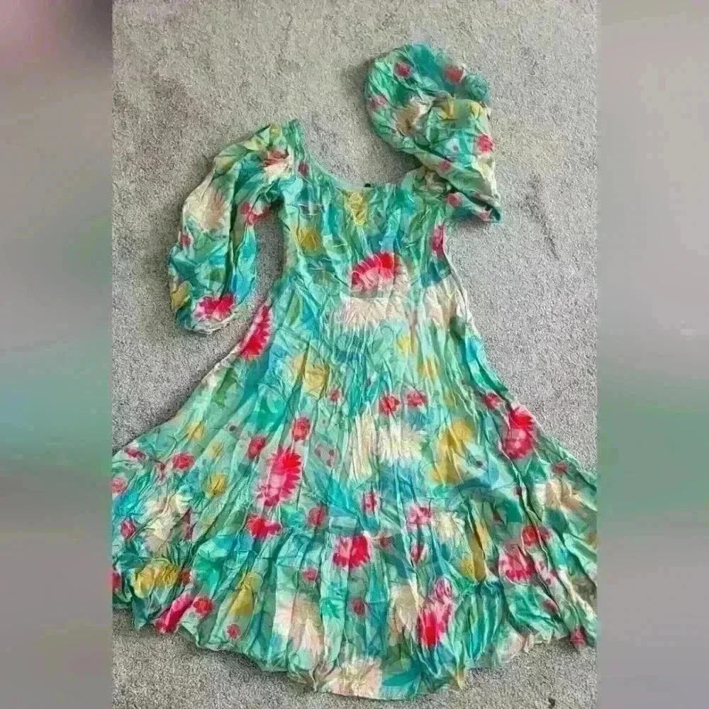 NWOT Floral Midi Dress